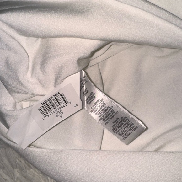 NWOT Dress the Population Mila 3d floral Long Sleeve Minidress White S - Picture 8 of 9